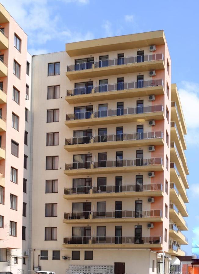 Nor Apartments Summerland Mamaia Exteriör bild