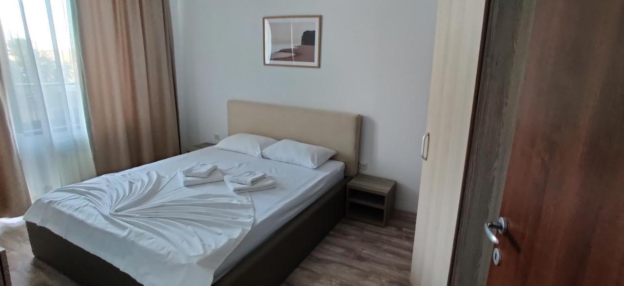 Nor Apartments Summerland Mamaia Exteriör bild