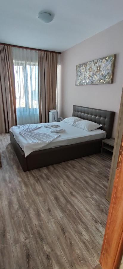 Nor Apartments Summerland Mamaia Exteriör bild